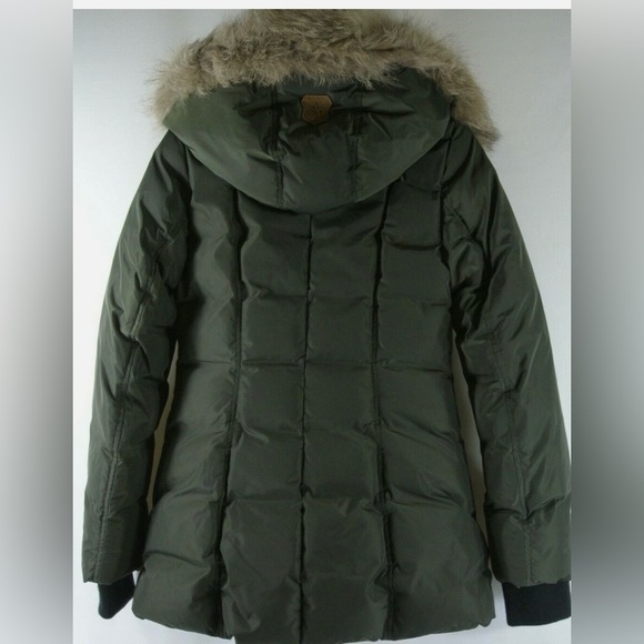 NWT MACKAGE Adali Down
Coat with natural Fur Trim in
Color: Green-Size: XS - Picture 2 of 7
